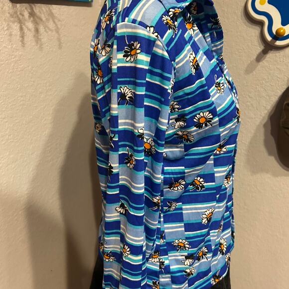 Vintage 1970s Kmart Blue daisy floral print long sleeve button up shirt - Picture 5 of 7